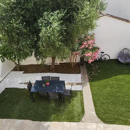 Villa Papillons Narbonne Centre Exterior photo